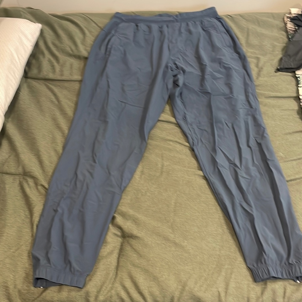 Lululemon Surge Joggers (27 inch inseam)